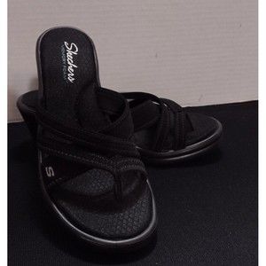 Skechers Memory Foam Black Slide Sandals Womens 9.5 Happy Dayz 38465 pre-owned